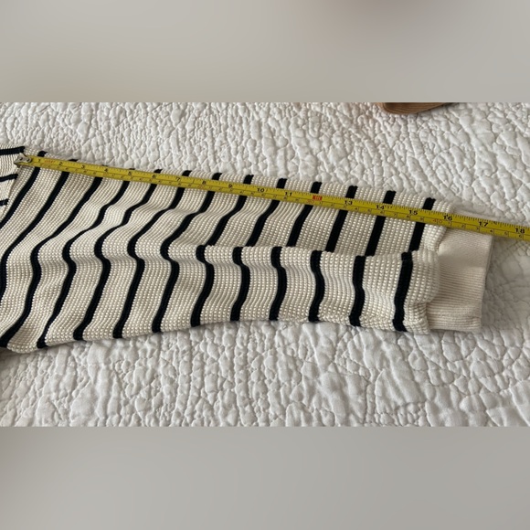 Sanna NY/the able long sleeve top - Picture 7 of 11